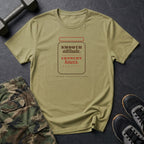Smooth Attitude. Crunchy Knees. T-Shirt in Natural